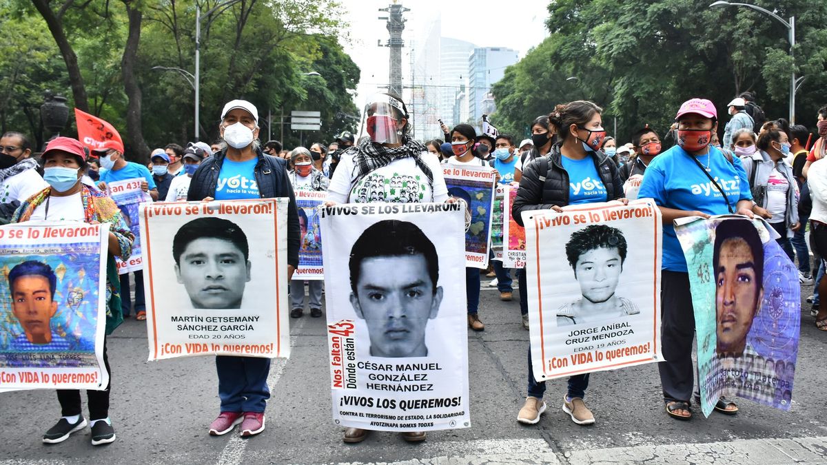 Příběh bez konce. Na zmizení mexických studentů se měla podílet armáda